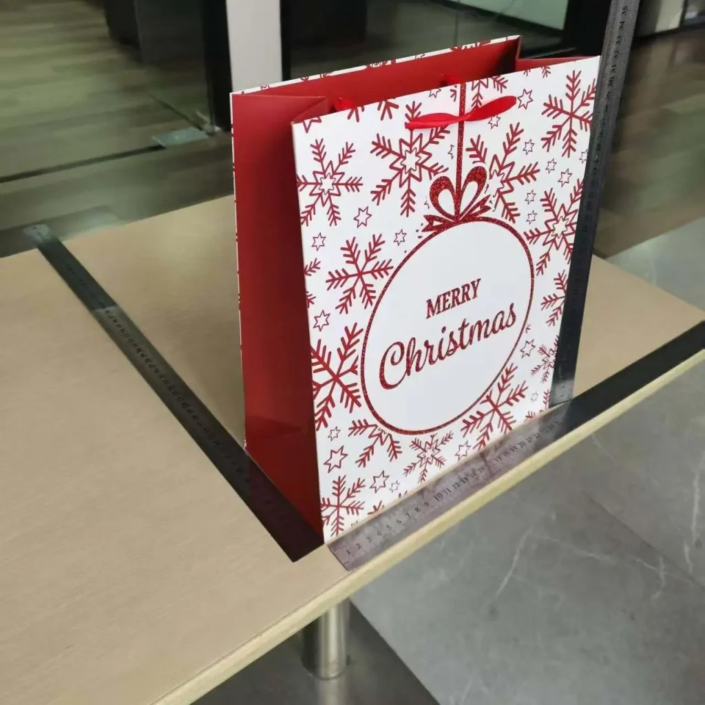 Wholesale of new FH-23010-L model gift bags, Christmas and holiday handbags and paper bags in stock