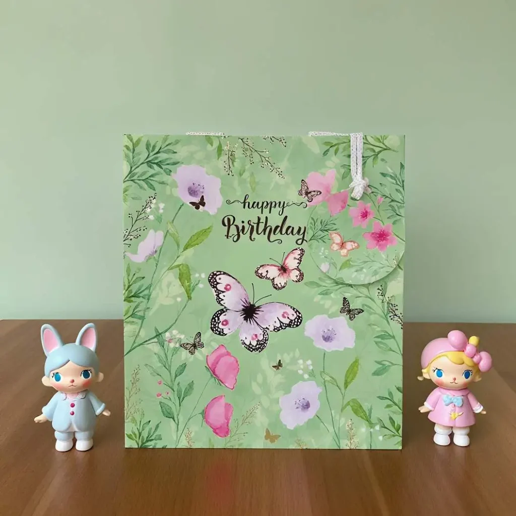 Customized wholesale of FH-B0018-M Butterfly style high appearance level green fresh and clean birthday gift bag paper bag and handbag