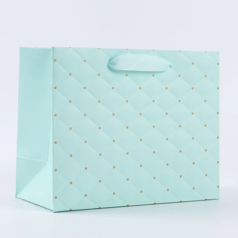 Ins-style gift packaging bags, souvenirs, gift bags, clothing store handbags, paper bags, packaging wholesale and in stock