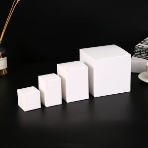 One-piece folding gift box customization, magnetic flap folding box, one-piece formed hard box, high-end feel, book-shaped box customization